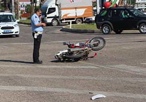Kumluca da kaza: 2 yaralı